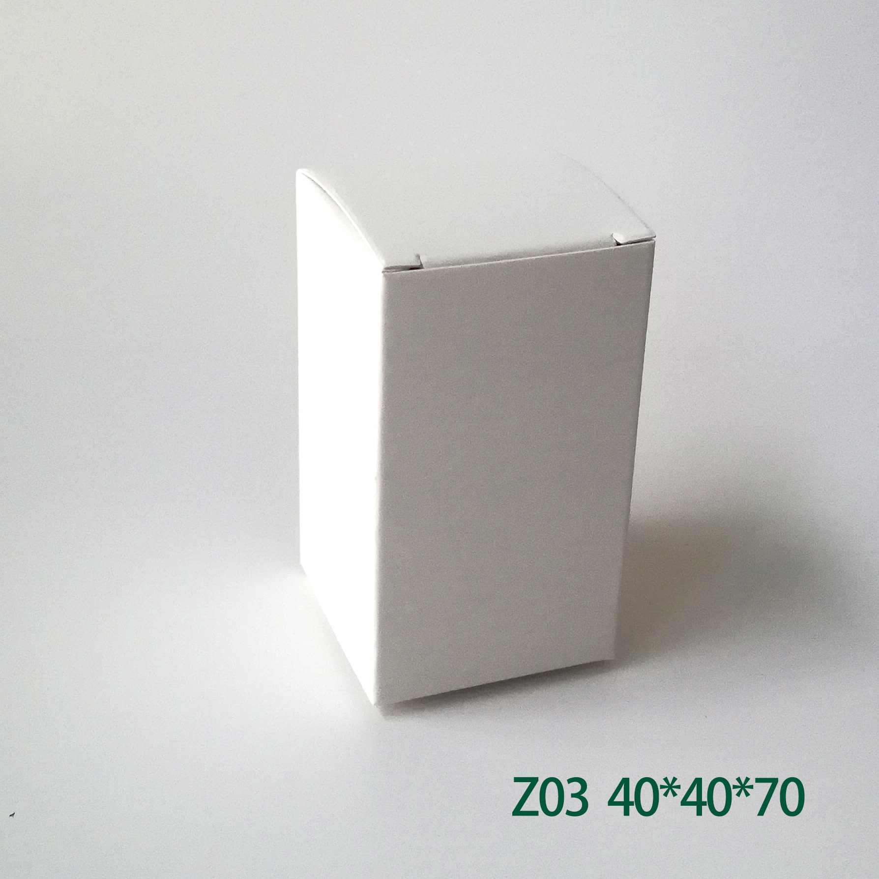 特价批发现货空白纸盒白盒螺丝盒插底盒袜子盒五金盒白卡纸外包装