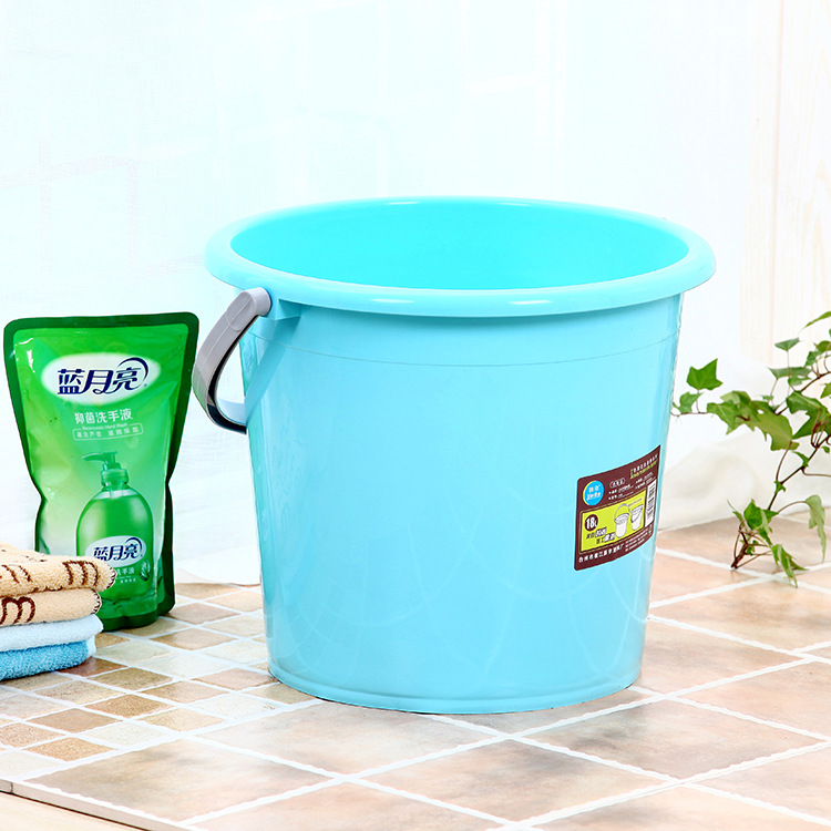 Plastic Household Kitchen European-Style Portable Bucket Thickened Drop-Resistant Durable Fishing Sanitary Dolly Tub Small Size 0337