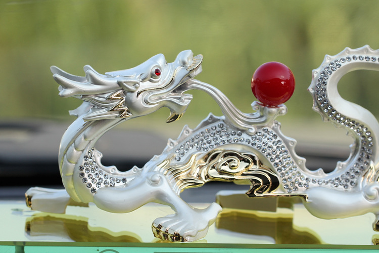 汽车合金神龙摆件创意个性高档车内用品金属龙出入平安车载批发