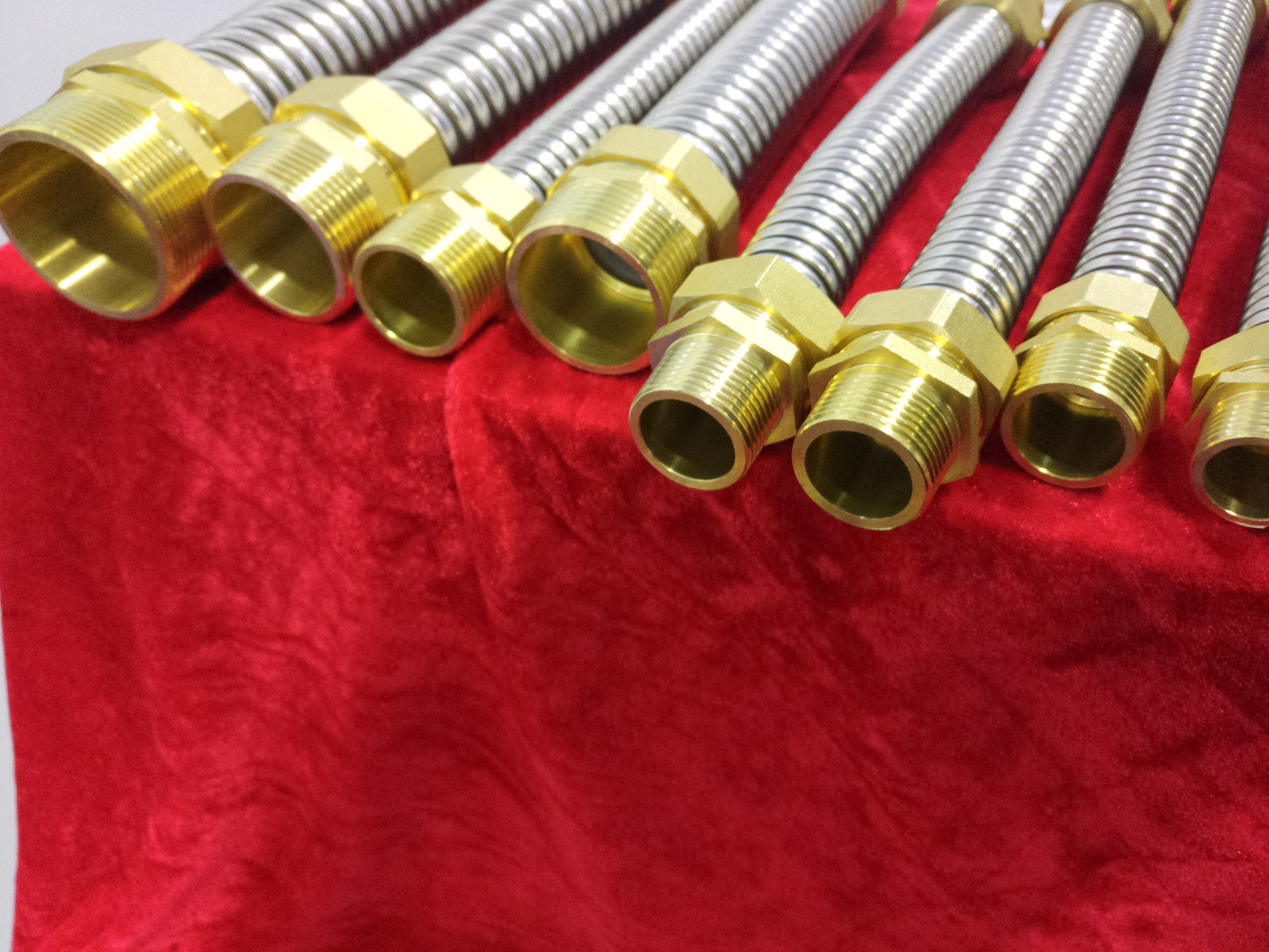 304不锈钢中央空调波纹管 中央空调金属波纹软管 铜配件