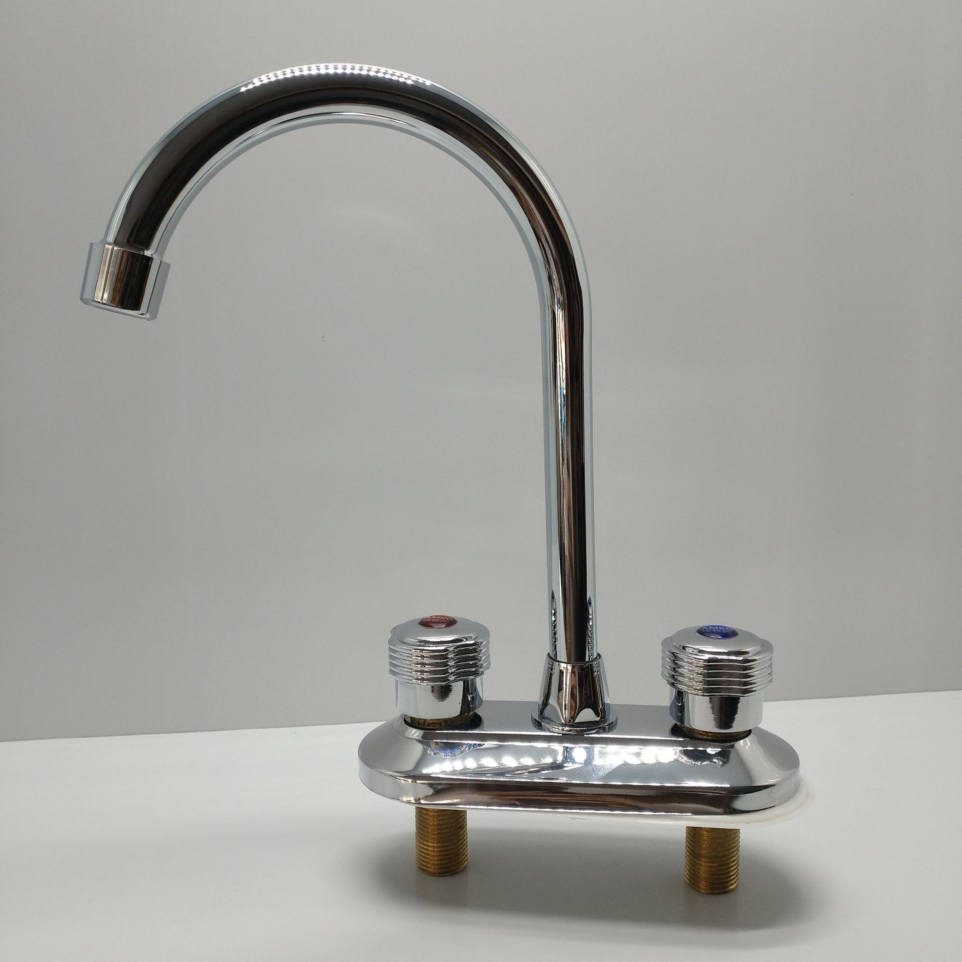 盖板双开面盆龙头 二联双开面盆水龙头 冷热水面盆水龙头