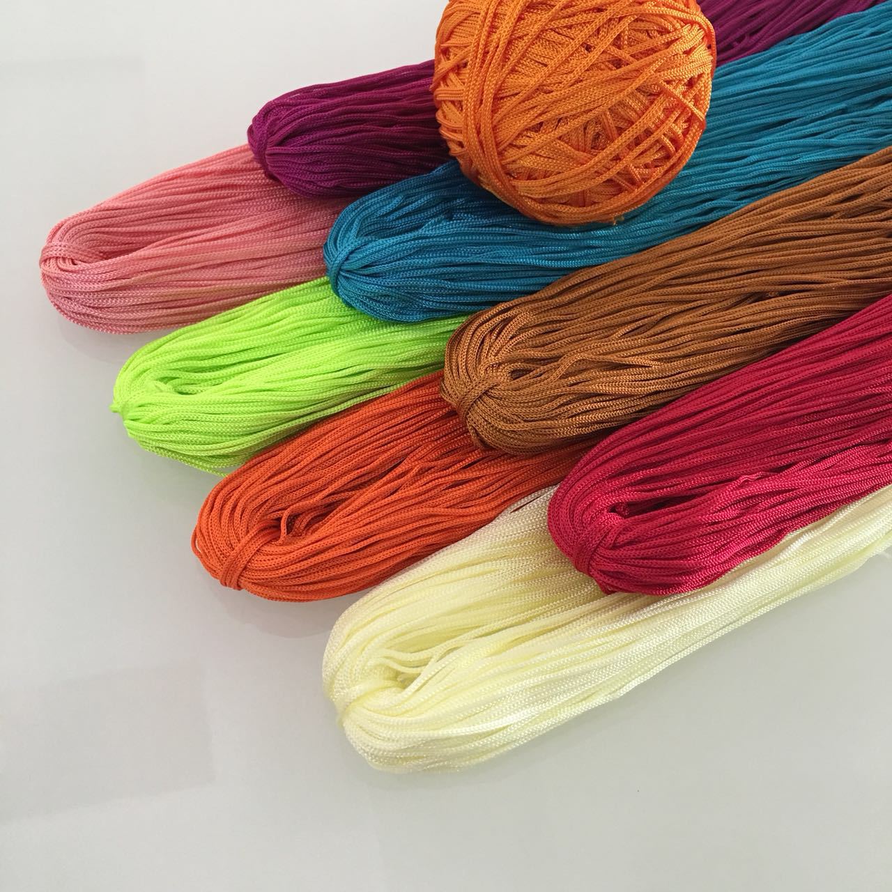 大量现货冰丝线空心线 手工编织尼龙亮丝线 鲜亮不劈线空心线