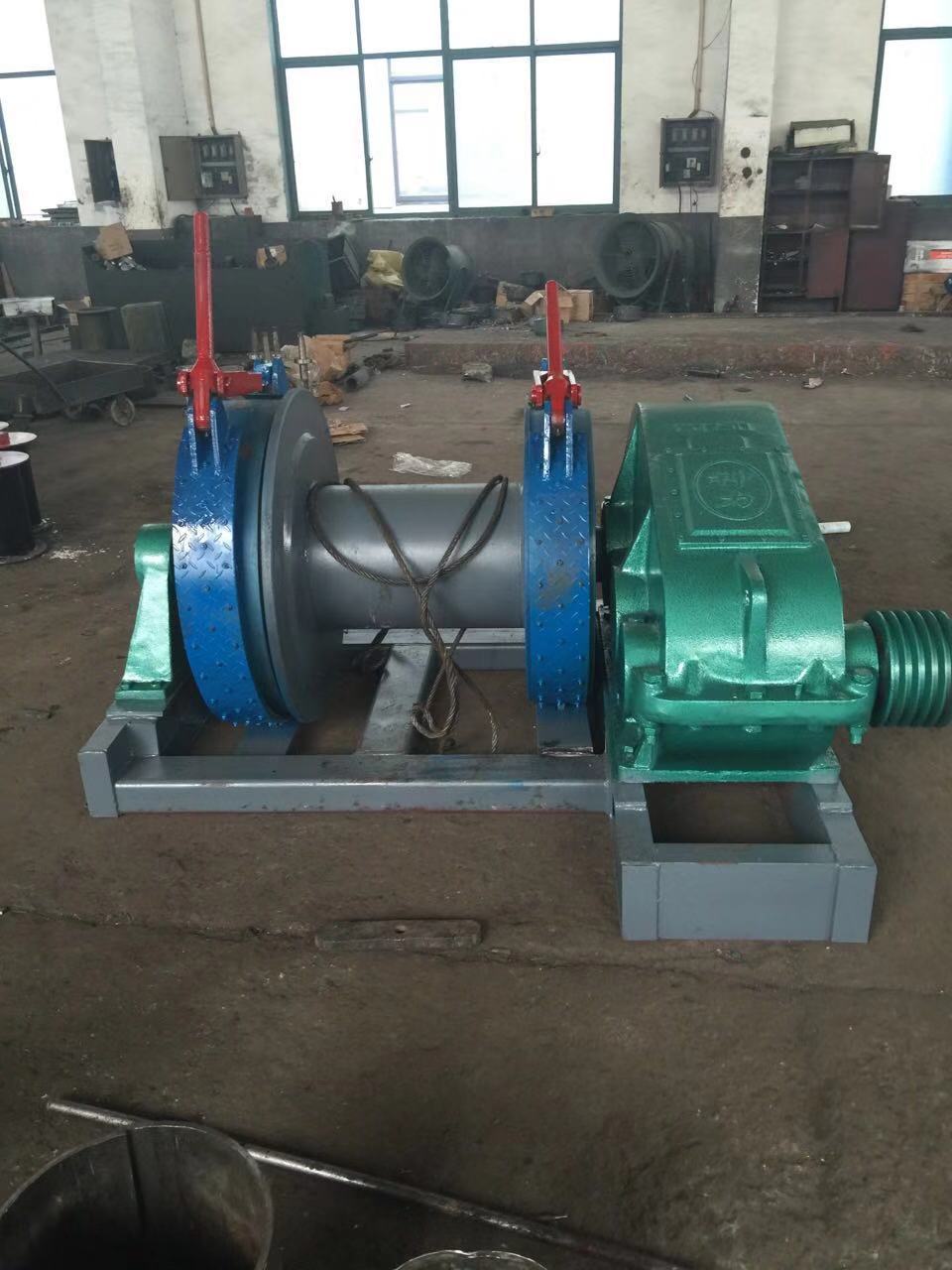 上海神力机械总厂 yjs1-10t水平牵引机