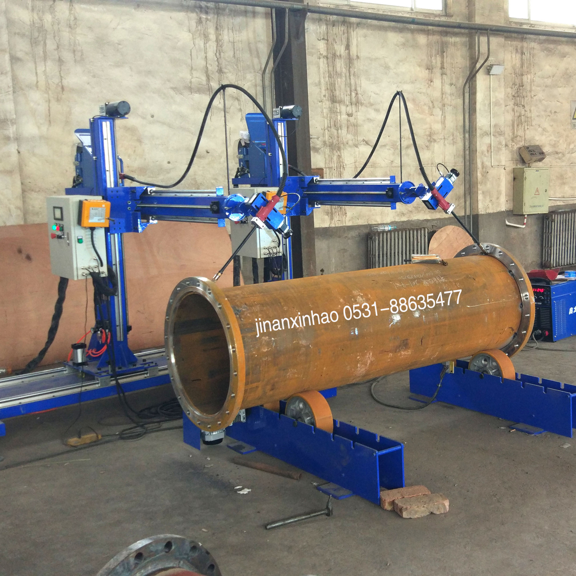 环缝直缝自动焊管道法兰自动焊接带焊接摆动无线遥控焊缝美效率高