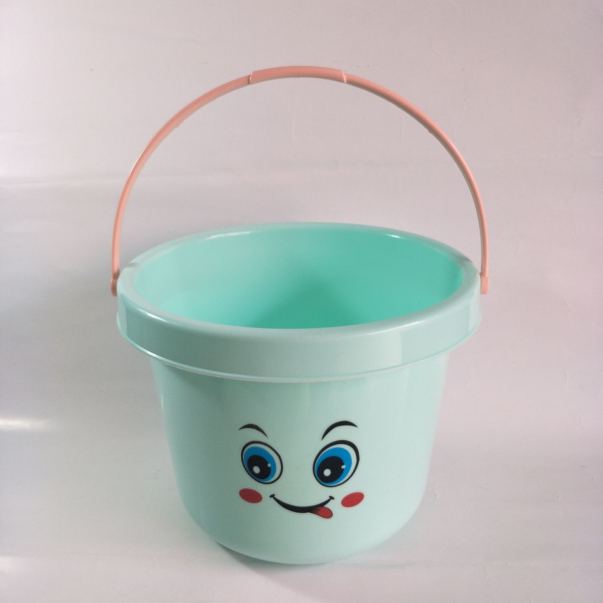 儿童沙滩玩具塑料小桶钓鱼采摘桶过家家沙玩沙戏水塑料桶批发