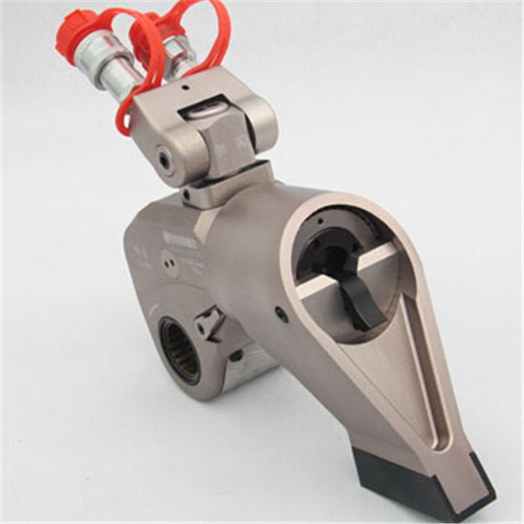 精确的止回掣子结构,克服螺栓扭转回弹导致工具逆转现象   360&deg;&