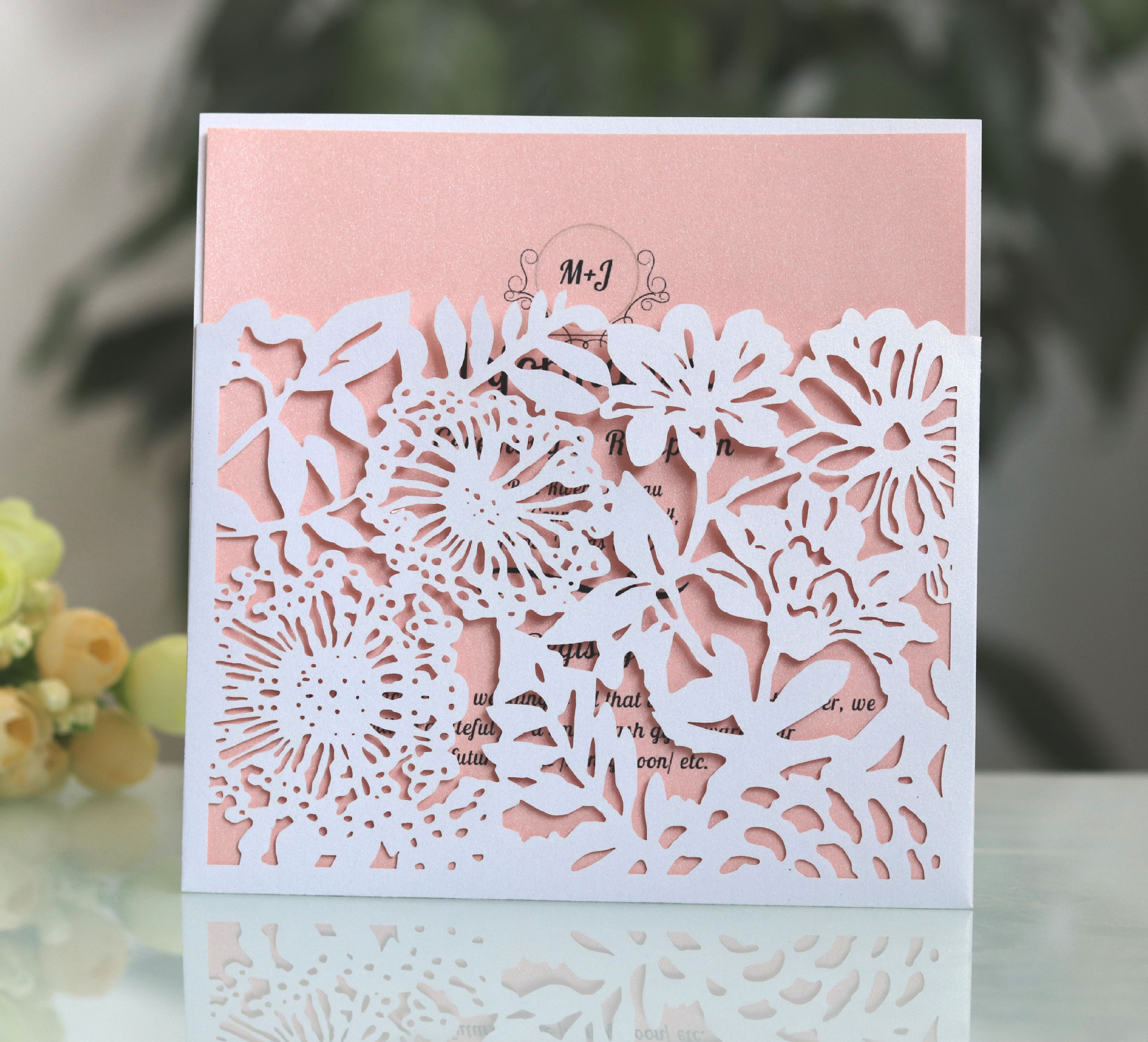 玫瑰花纹贺卡 亚马逊邀请函 镂空喜帖外壳 情人节婚庆请柬批发