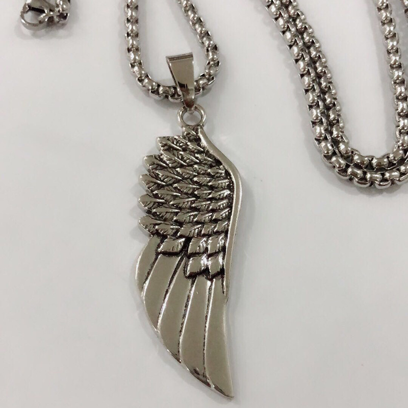 欧美日韩时尚复古个性翅膀嘻哈项链挂饰男钛钢女长款一件代发