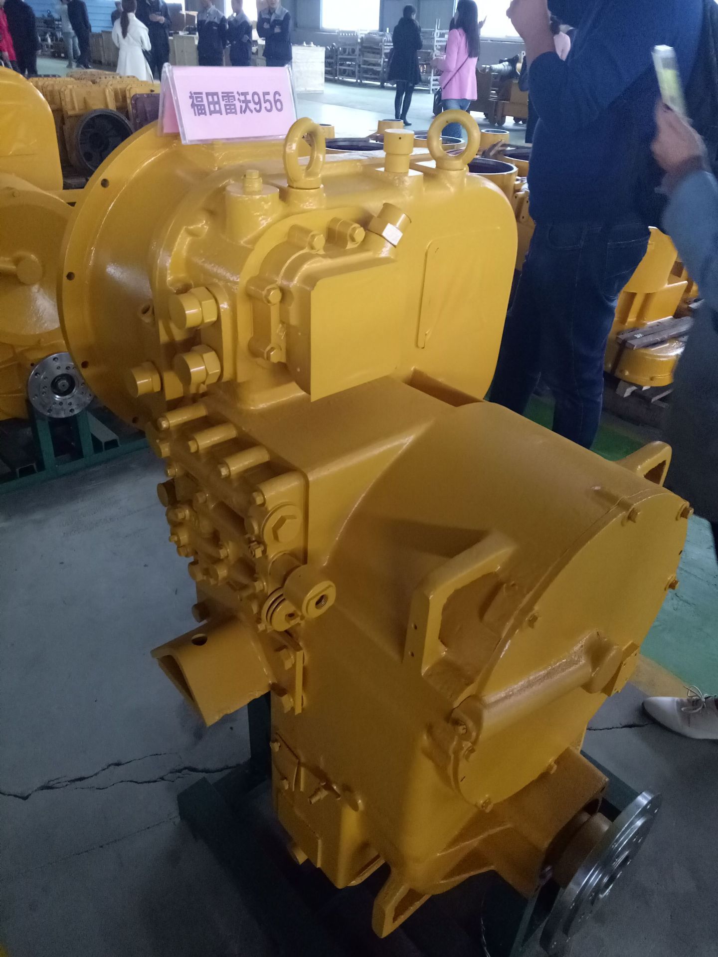 供应装载机配件 临工lg952 装载机双变总成 变速箱