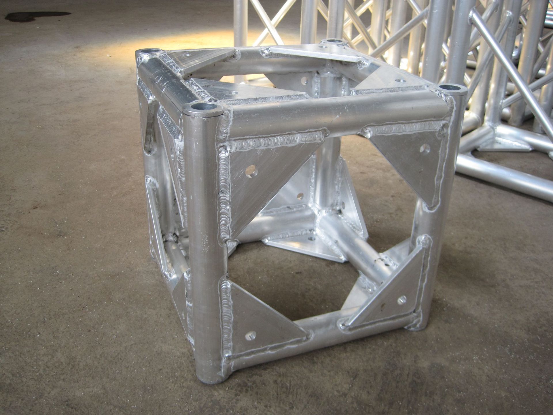 六面方接头万向头铝合金桁架方头演出桁架桁架舞台truss架