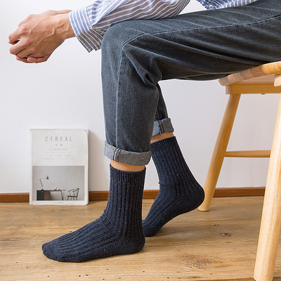 冬季新款加厚羊毛袜男士休闲中筒袜韩版学院风保暖袜男厂家批发
