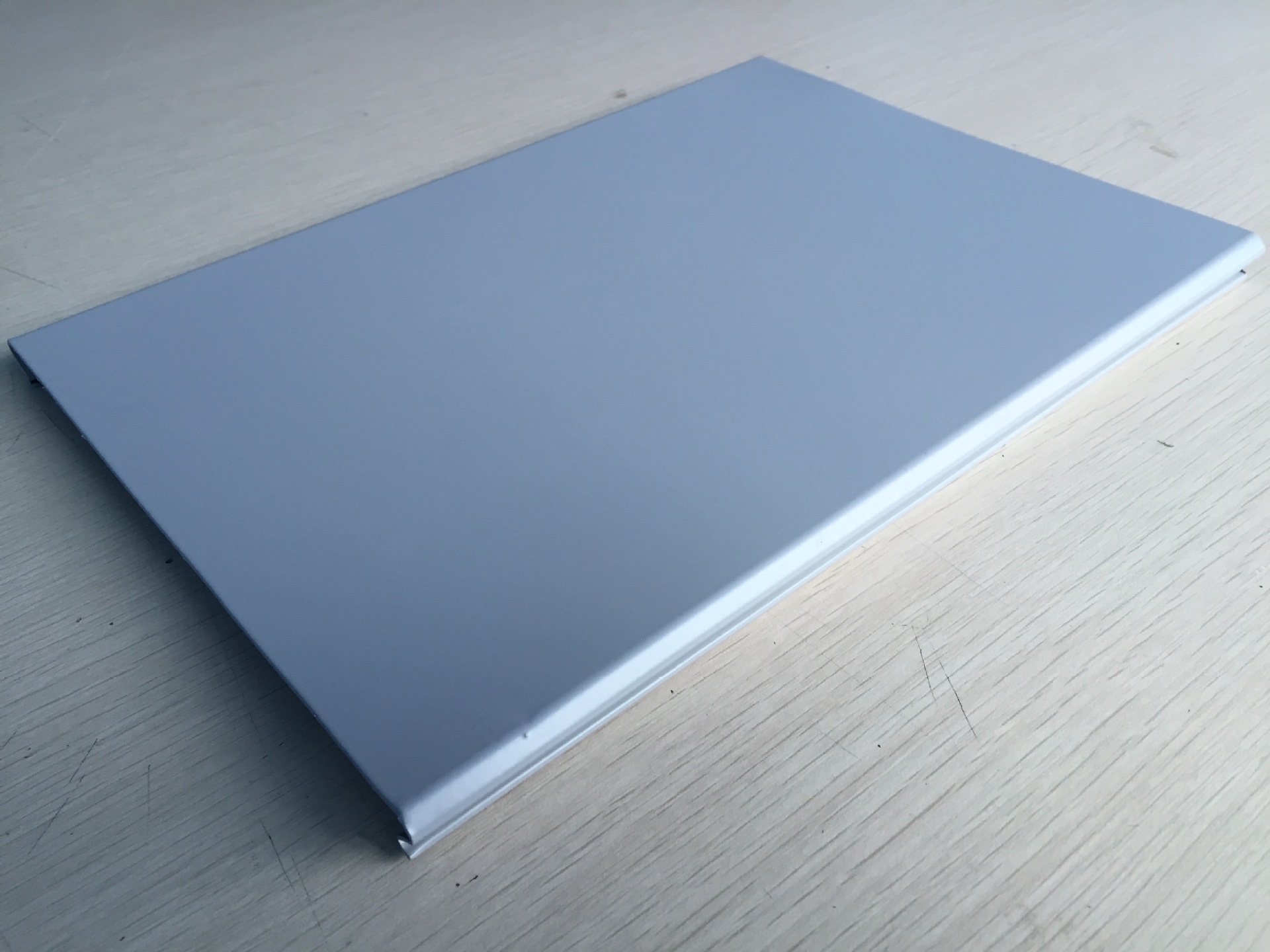 厂家供应白色铝条扣200面加油站吊顶金属铝天花板s扣集成吊顶