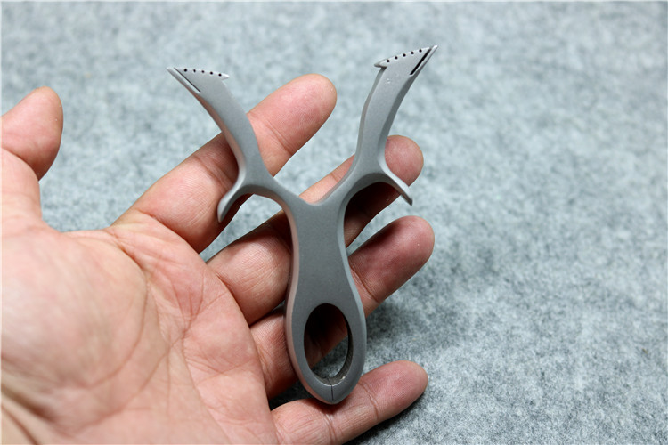 新款兰式蝴蝶线切割扁皮免绑斜握飞龙不锈钢利剑弹弓竞技传统弹工