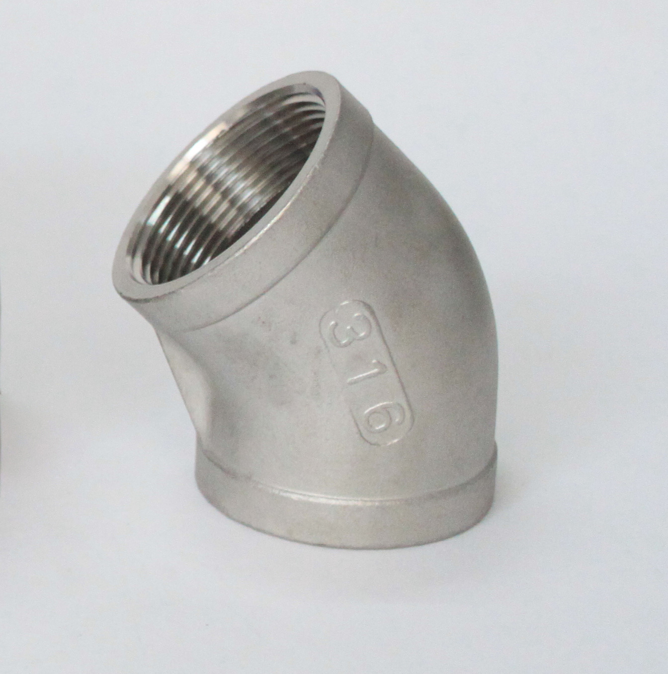 不锈钢45度内丝弯头 304316精铸内螺纹 不锈钢135弯头精铸加厚 - 机电