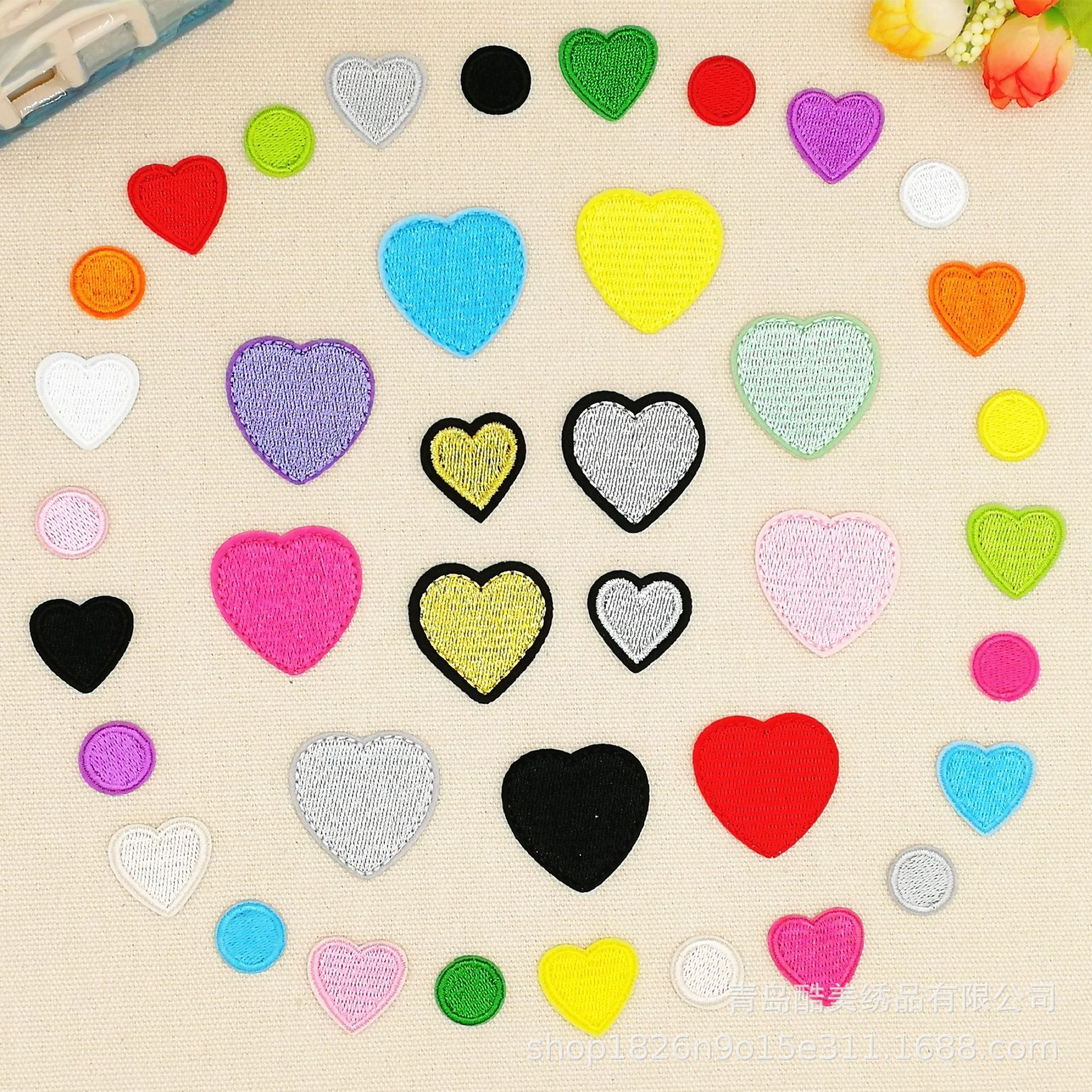 可爱糖果色心形小尺寸布贴 满绣爱心大集合 儿童衣服补丁装饰贴花