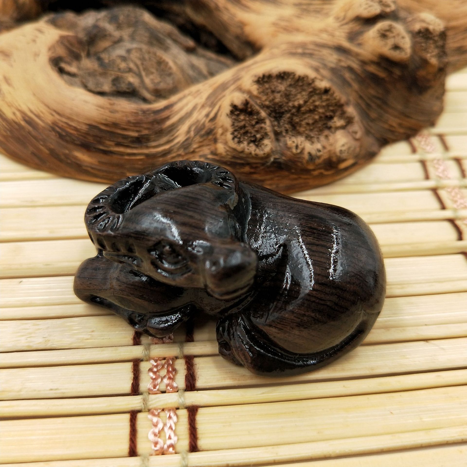紫光檀手把件 檀木生肖牛 挂件 木质工艺品 红木雕刻手把件
