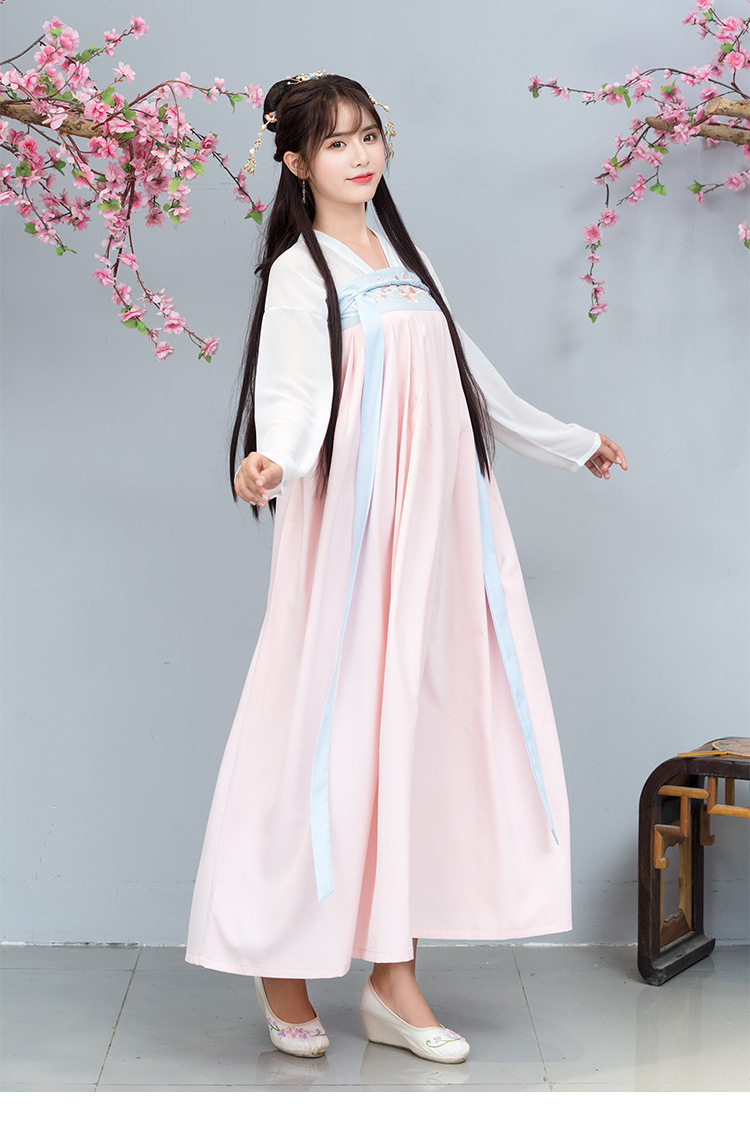 2018夏装传统汉服女装日常汉元素高腰齐胸襦裙花朵刺绣套装女