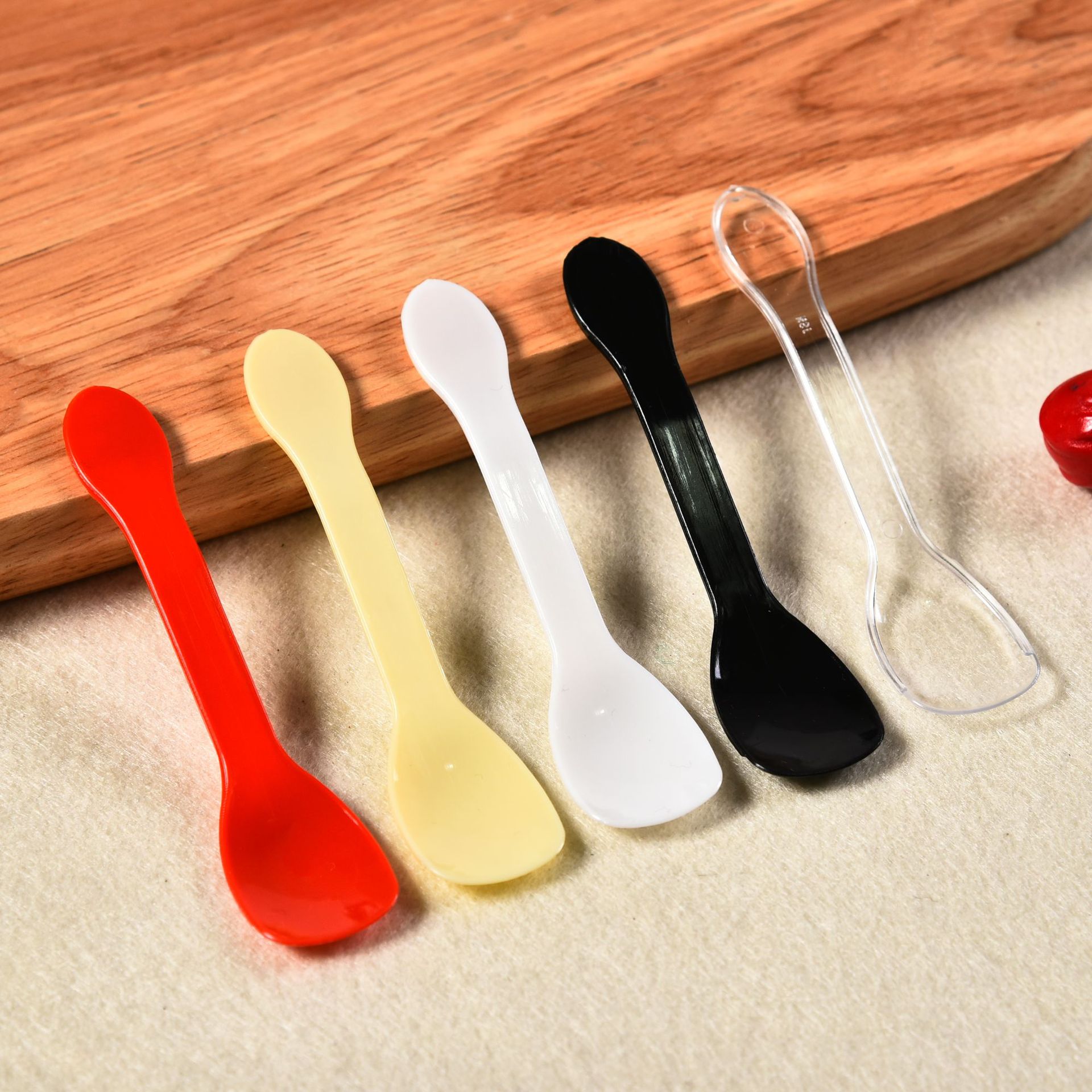 一次性塑料勺子 蛋糕勺 黑色酸奶布丁勺 透明冰淇淋勺子独立包装