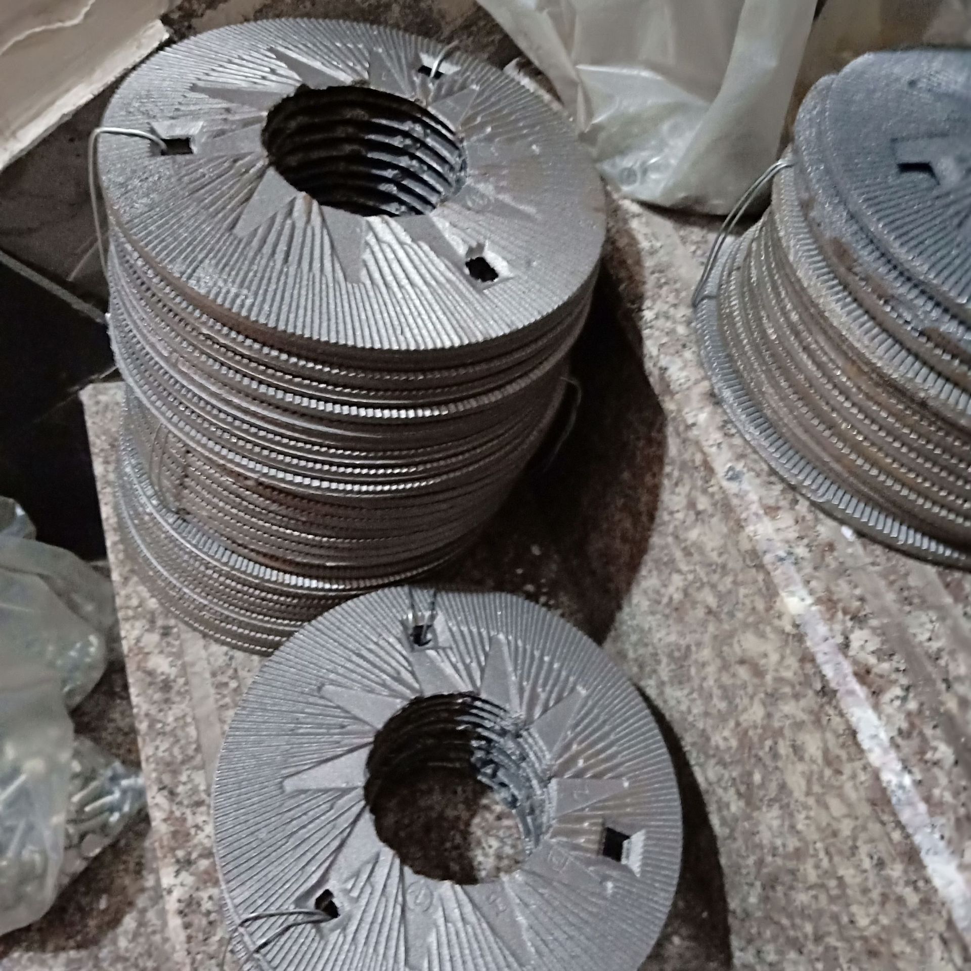 200型干湿两用磨浆机磨片 磨粉机钢磨盘配件豆浆机原装零件