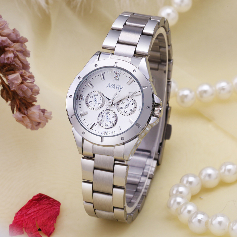 nary/耐瑞 爆款品牌手表 女士镶钻气质防水假三眼石英表一件代发