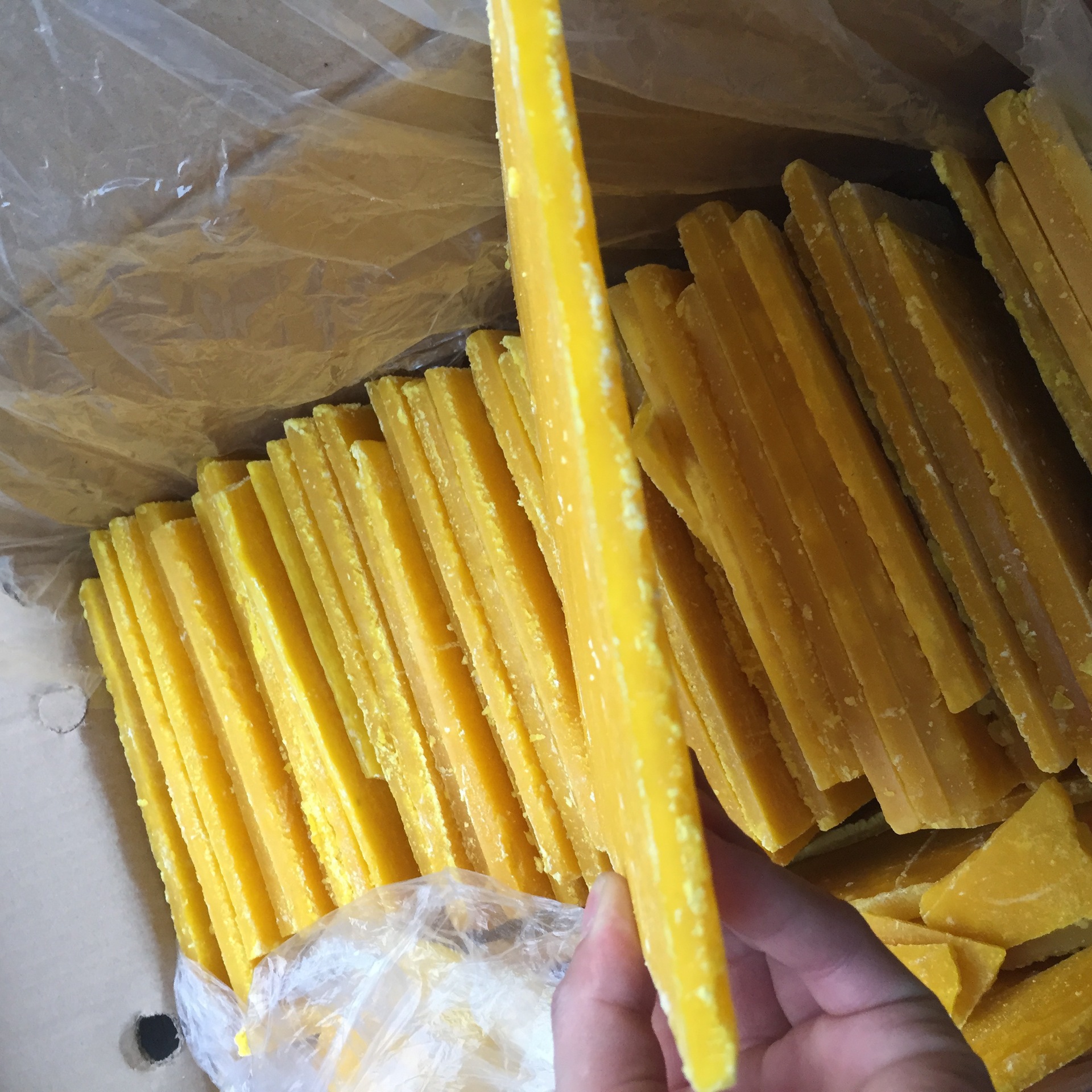 百草梨膏糖 糖果江湖地摊货源散装薄荷颗粒甘草冰含片厂家批发