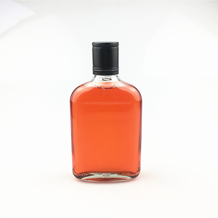 厂家直销新款180ml扁酒瓶 透明螺口玻璃瓶 咖啡瓶