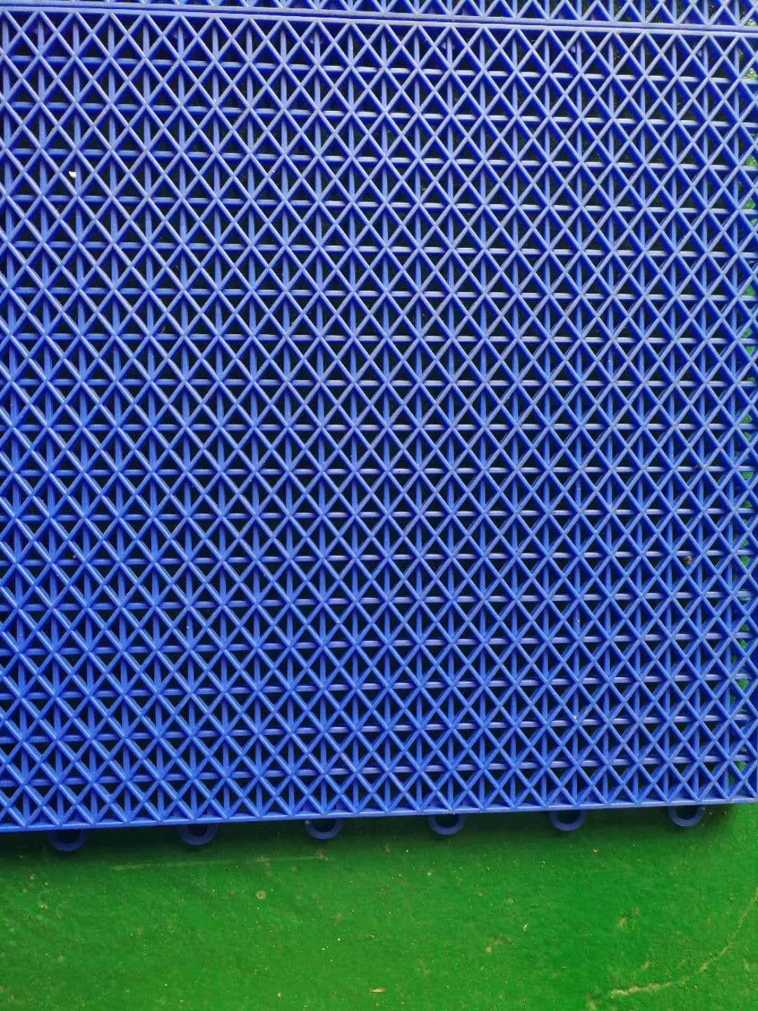 注塑户外悬浮式运动地板室操场塑胶地垫外羽毛球篮球场地拼装地垫