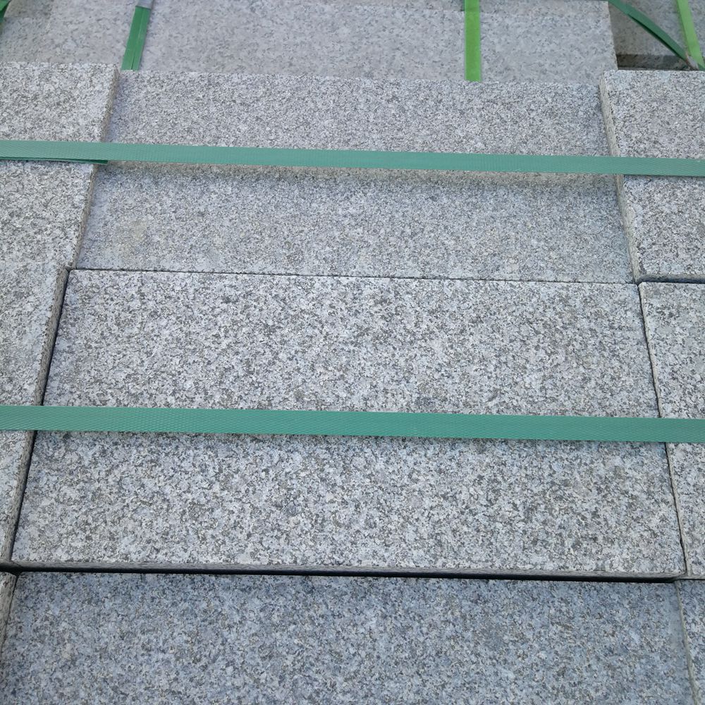 芝麻灰火烧板图片 厂家直销价格低 天然芝麻灰铺地面 尺寸多种