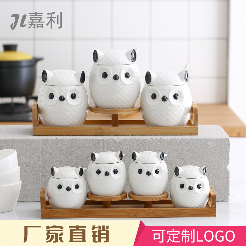 New Owl Sealed Jar Creative Cute Restaurant Kitchen Seasoning Salt and Sugar Ceramic White Seasoning Jar Set