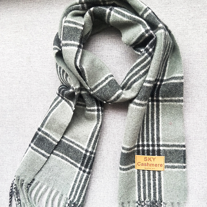 流行元素 格子 功能 保暖 适合季节 秋季,冬季 货号 sky正品颜色齐