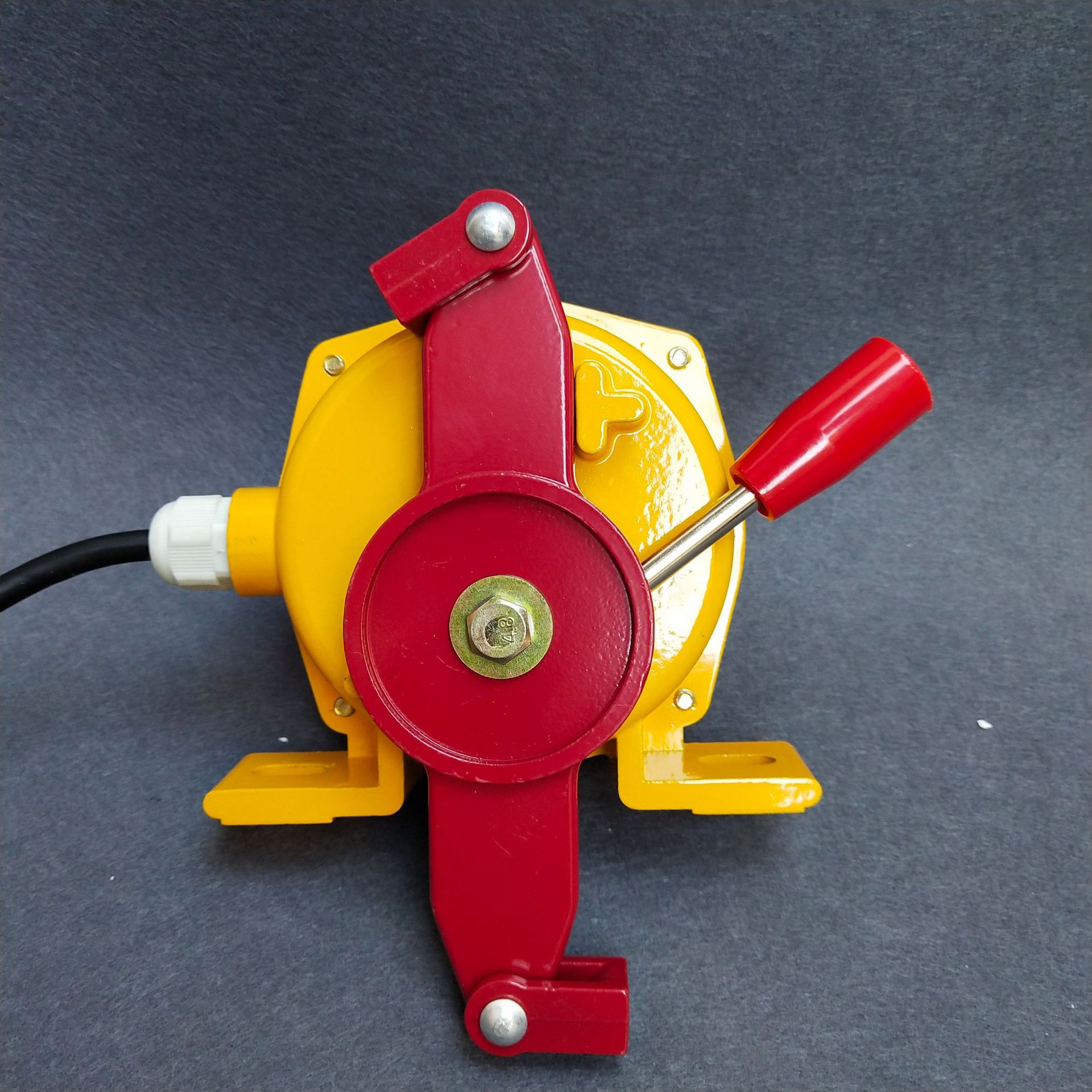 水泥厂 电厂 矿山 煤厂设备 输送带设备 跑偏开关 拉绳开关