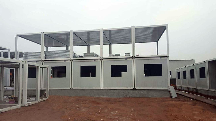 厂家直销打包箱加幕墙工地住人集装箱别墅学校美观大气集装箱