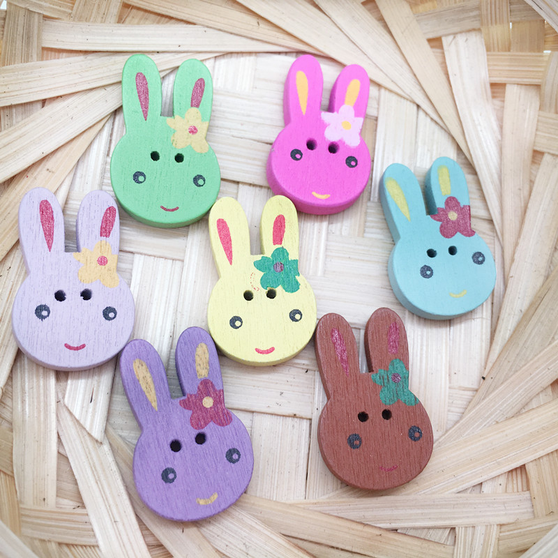 12成交1.4万粒新款 木制儿童卡通小兔纽扣  7色 家居装饰相似