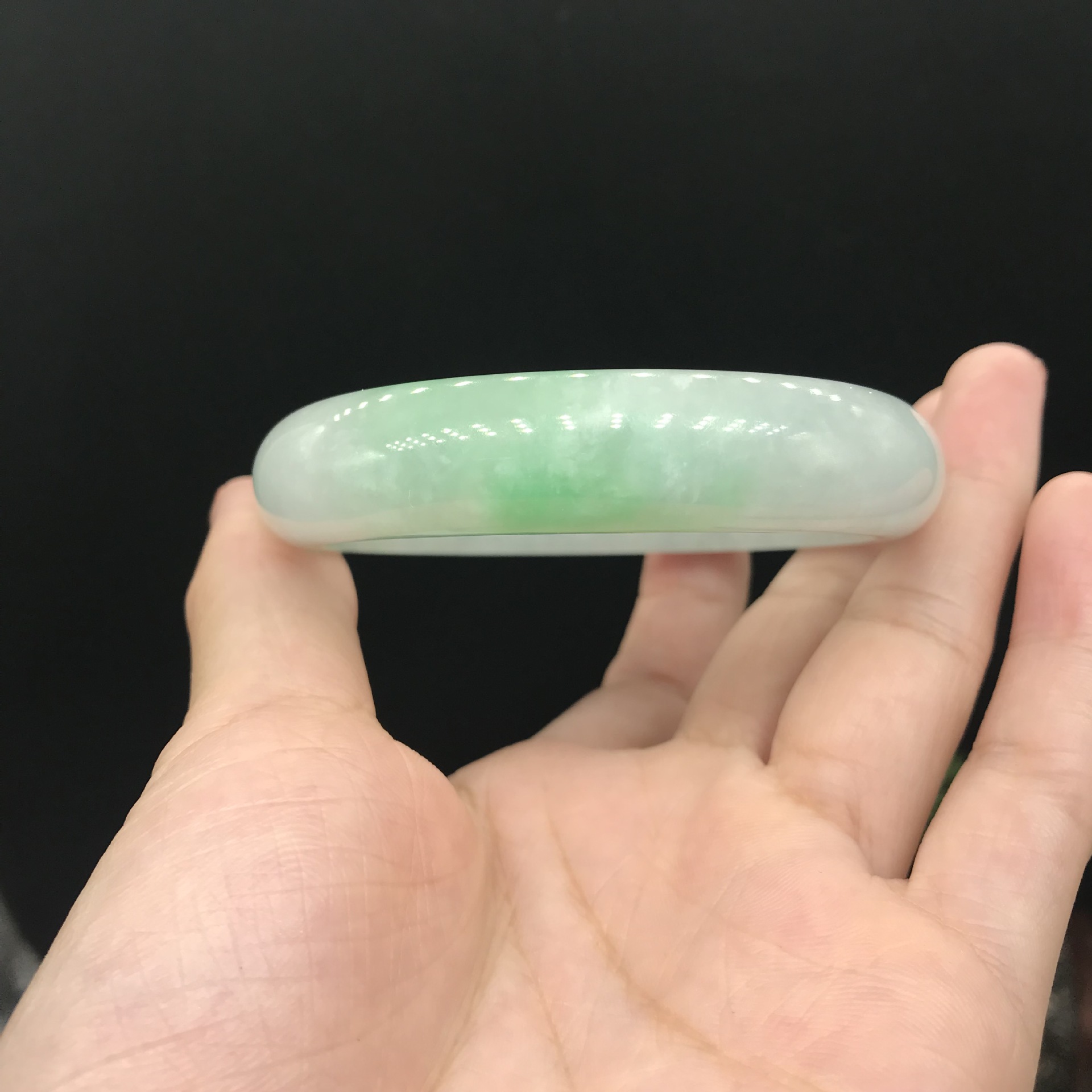 天然缅甸玉石b货翡翠玉石原色手镯绿色半绿半白手镯精美女款手环