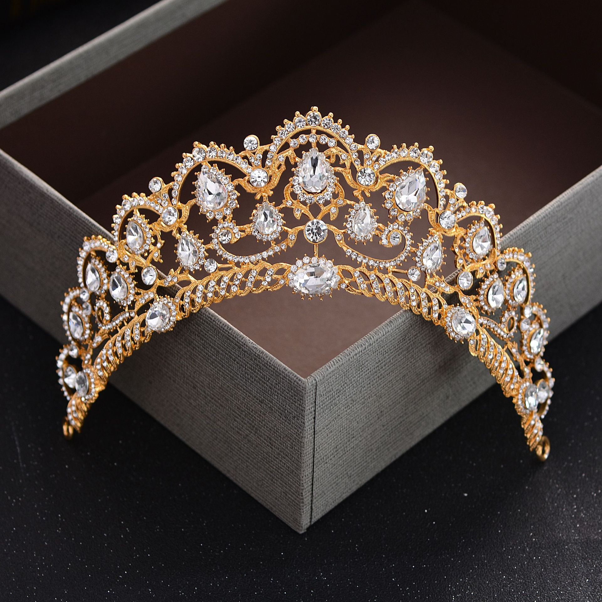 新娘饰品结婚大皇冠合金水钻流行发饰皇冠 欧美婚纱配饰王冠批发