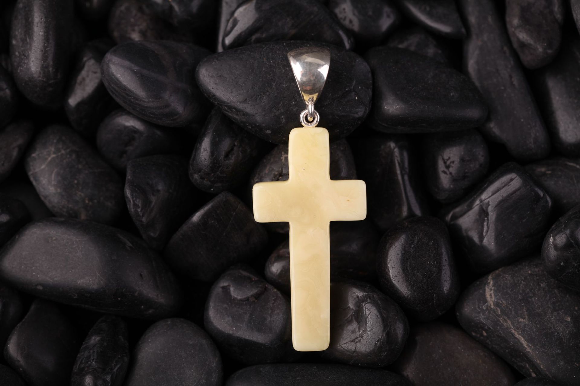 立陶宛琥珀银扣十字架 北欧传统吊坠 基督教耶稣信徒福佑吉祥挂件