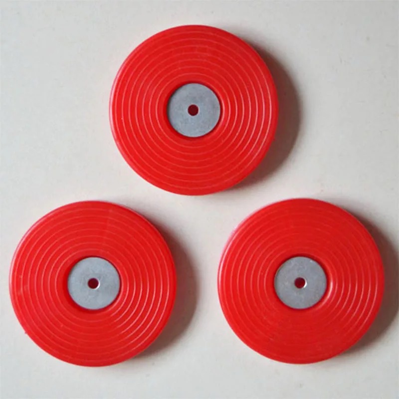 磁焊枪热熔垫片红色带铁丝网热熔垫片防水板塑料铁片复合垫片举