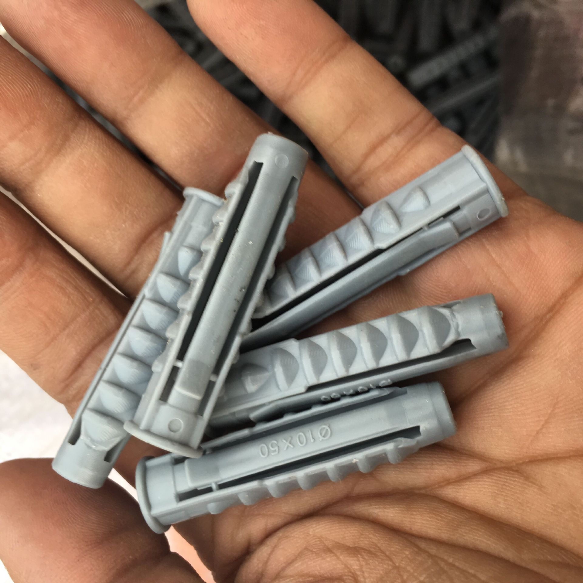 大量批发塑料膨胀 电视墙专用胀管涨塞 四方膨胀