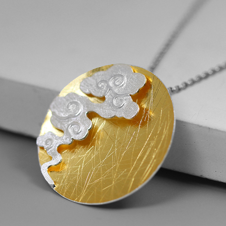 原创 简洁 云纹吊坠不含链 女款 925纯银 个性 圆片 项饰