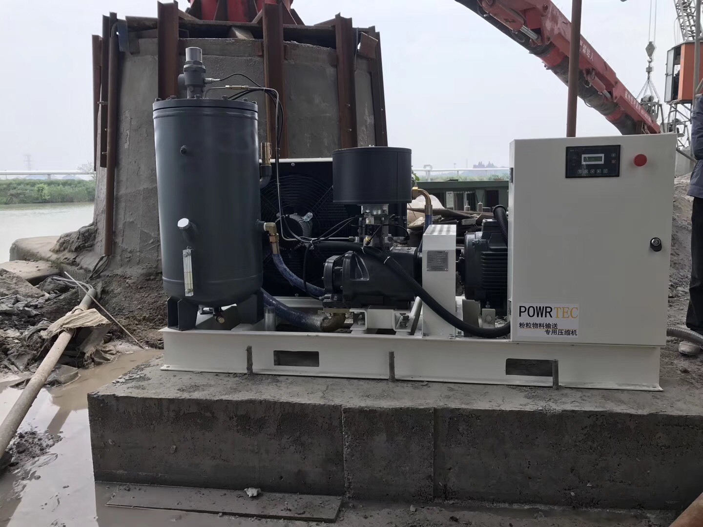 压缩机气泵水泥搅拌站罐车粉粒颗粒物料输送专用低压螺杆空压机