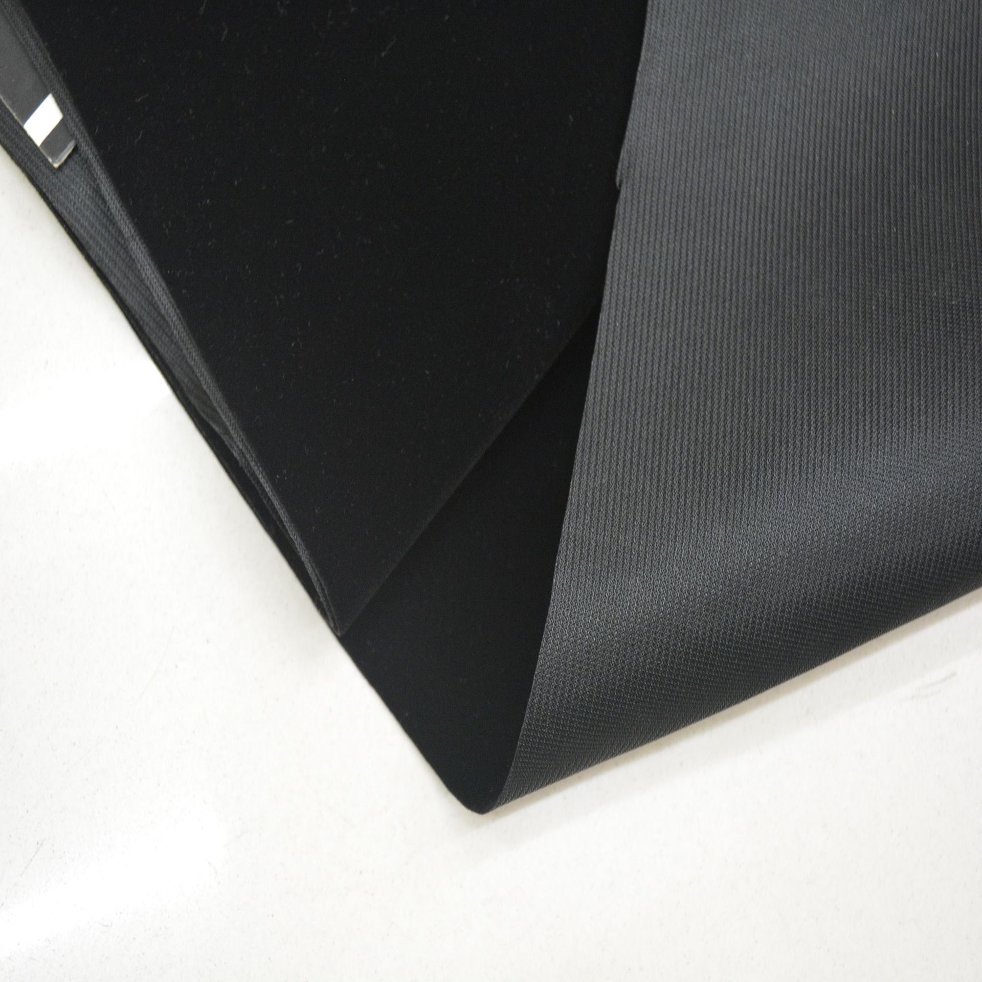 现货植绒布黑色自粘短毛环保单面带胶植绒布厂家直销不干胶单面绒