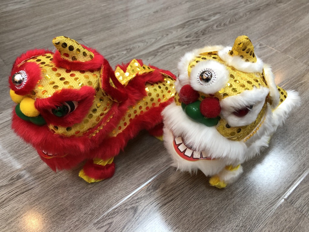 电动招财醒狮 春节毛绒公仔 喜庆摆件 电动感应醒狮 毛绒玩具现货