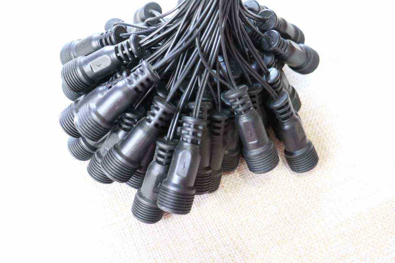 彩灯灯串插头黑色母插头彩色灯带连接线电源标准插头美式圆形插头