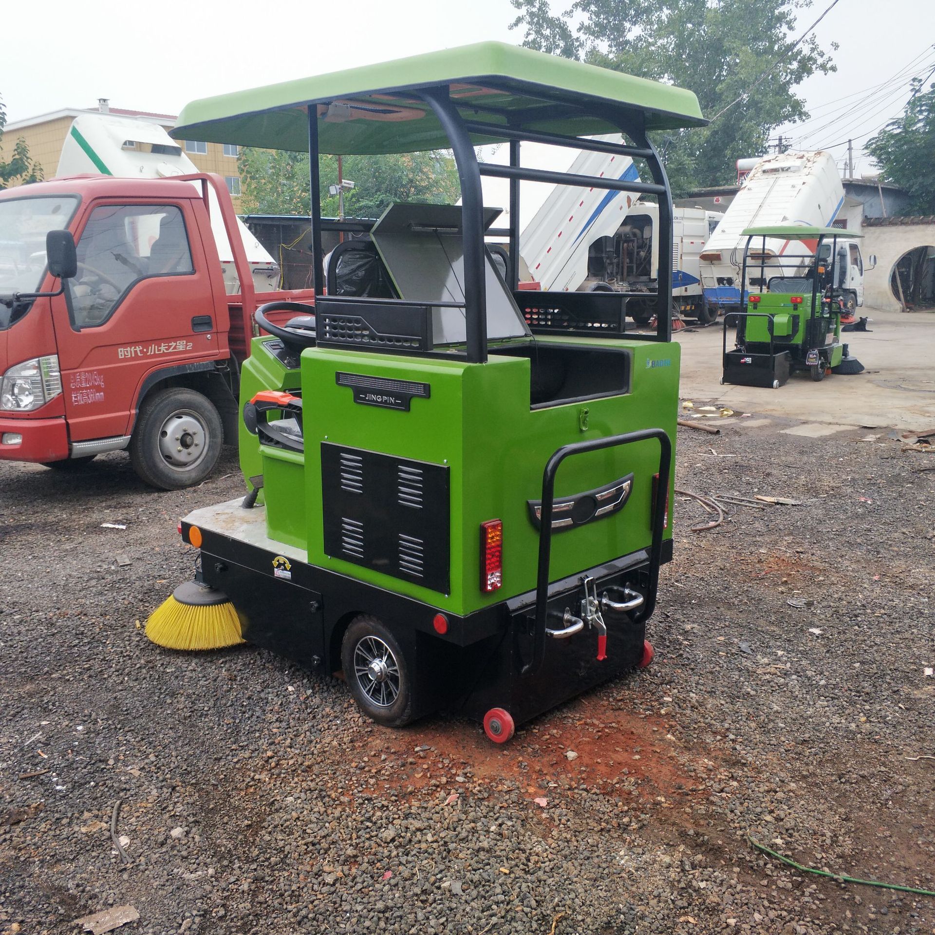 自制三轮电动车_自制三轮扫地车_自制倒三轮电动车