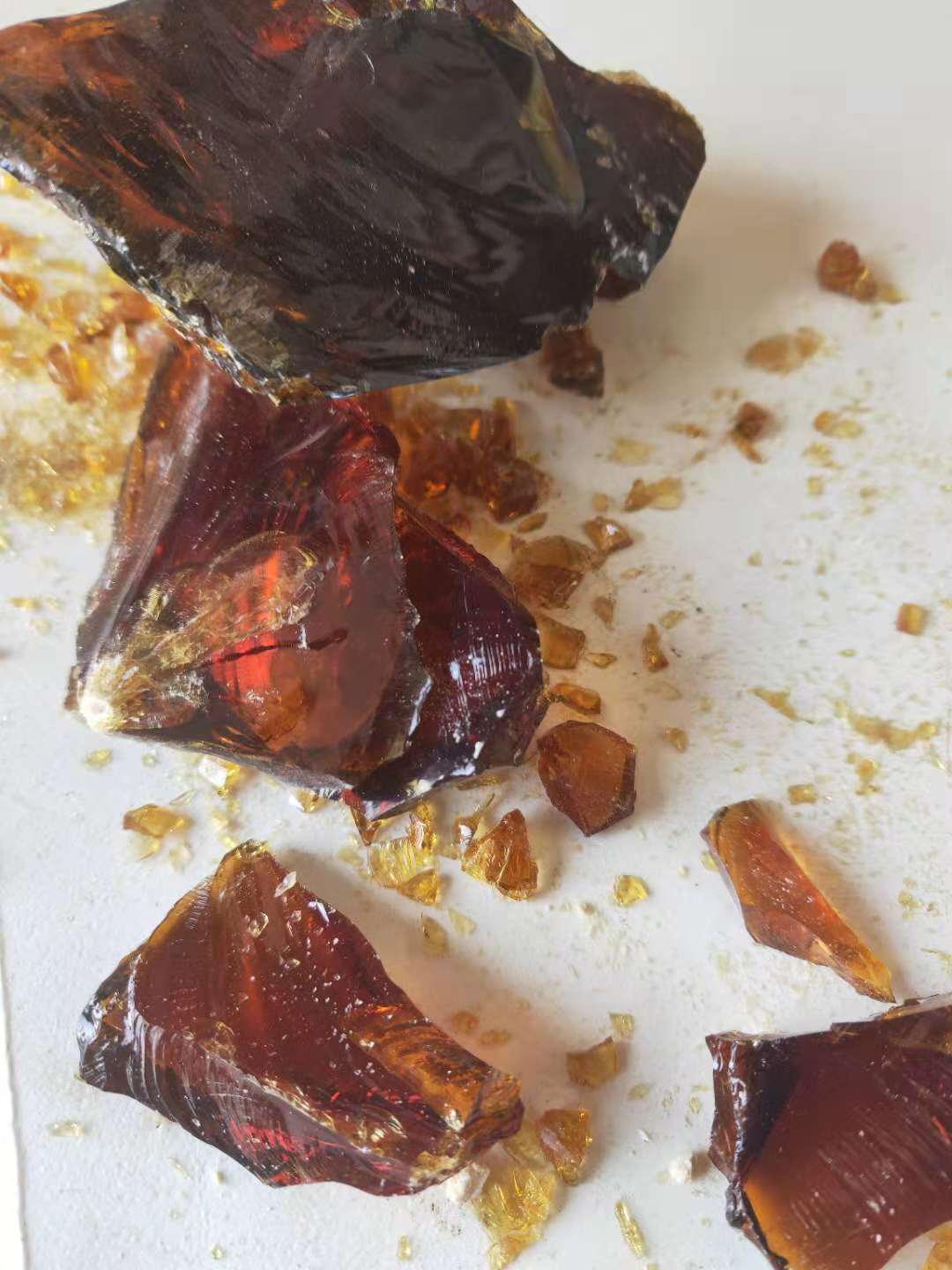 河北厂家销售 透明红色树脂 古马隆树脂