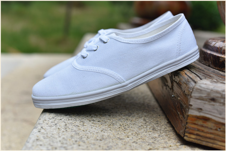 正品青岛环球国途白球鞋系带学生运动帆布工作男女晨跑白网舞蹈鞋