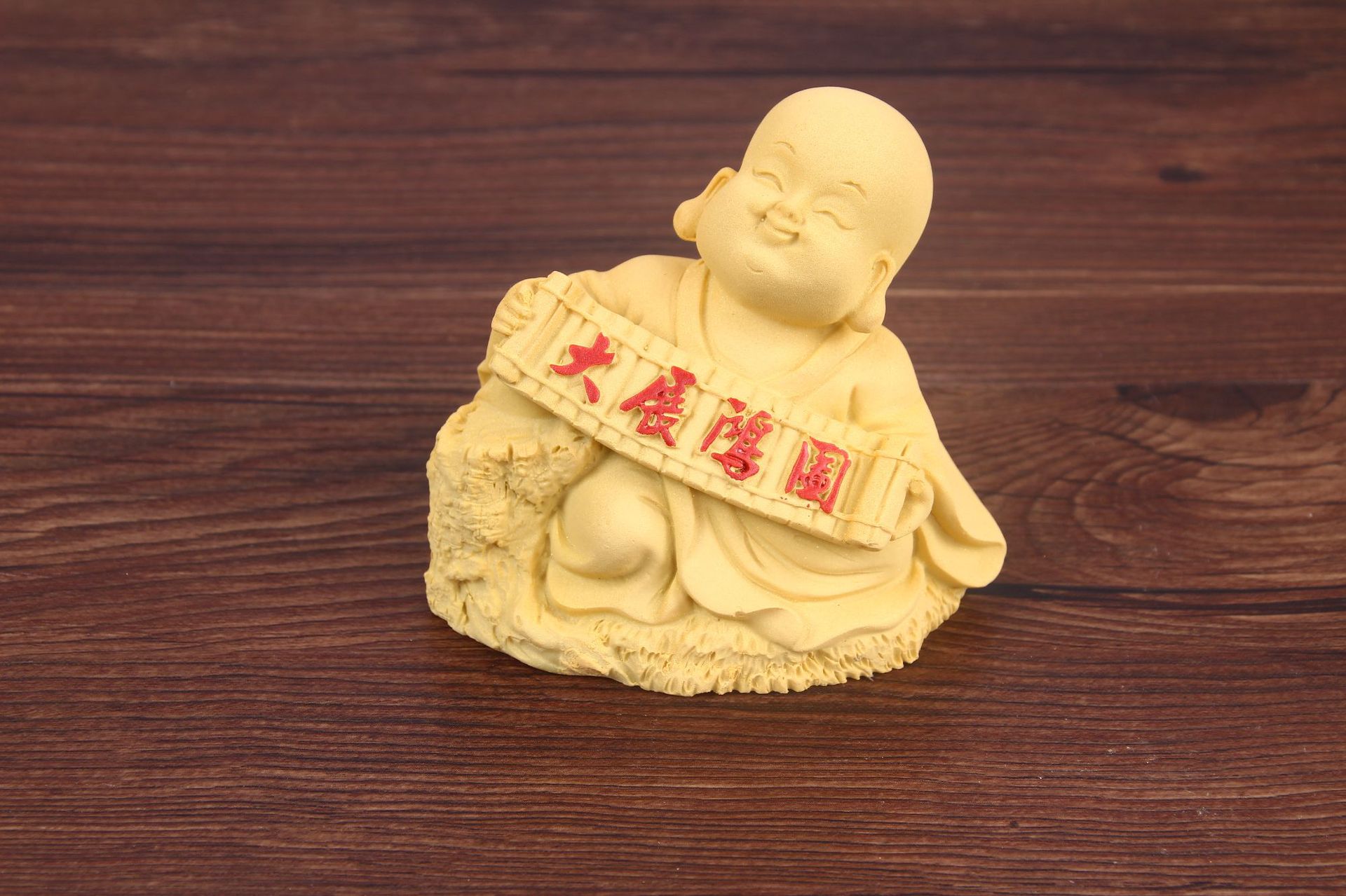 新款绒沙创意汽车摆件车载开心小弥勒佛招财保平安可爱小佛 批发