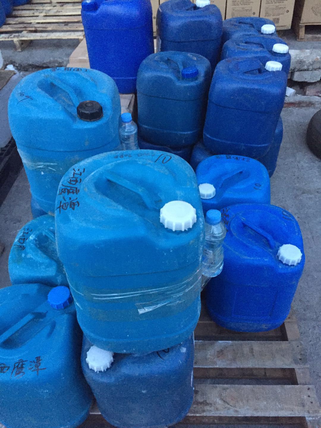 厂家直销 无味封边机分离剂 油性快干型 分离清洁板材封边溢胶