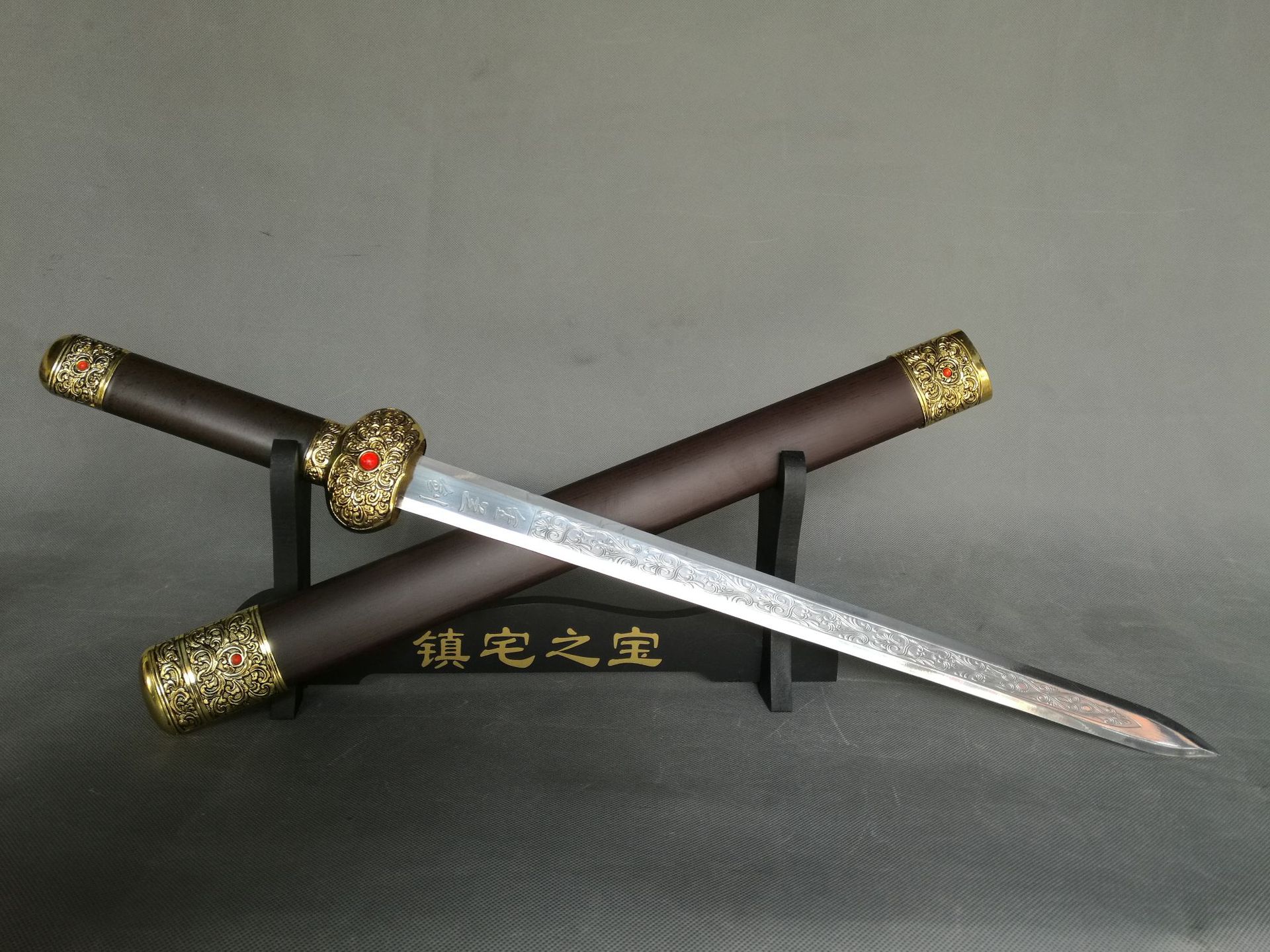 龙泉宝剑 小号金兰剑 hk-2329b 压花抛光厂家直销 未开刃