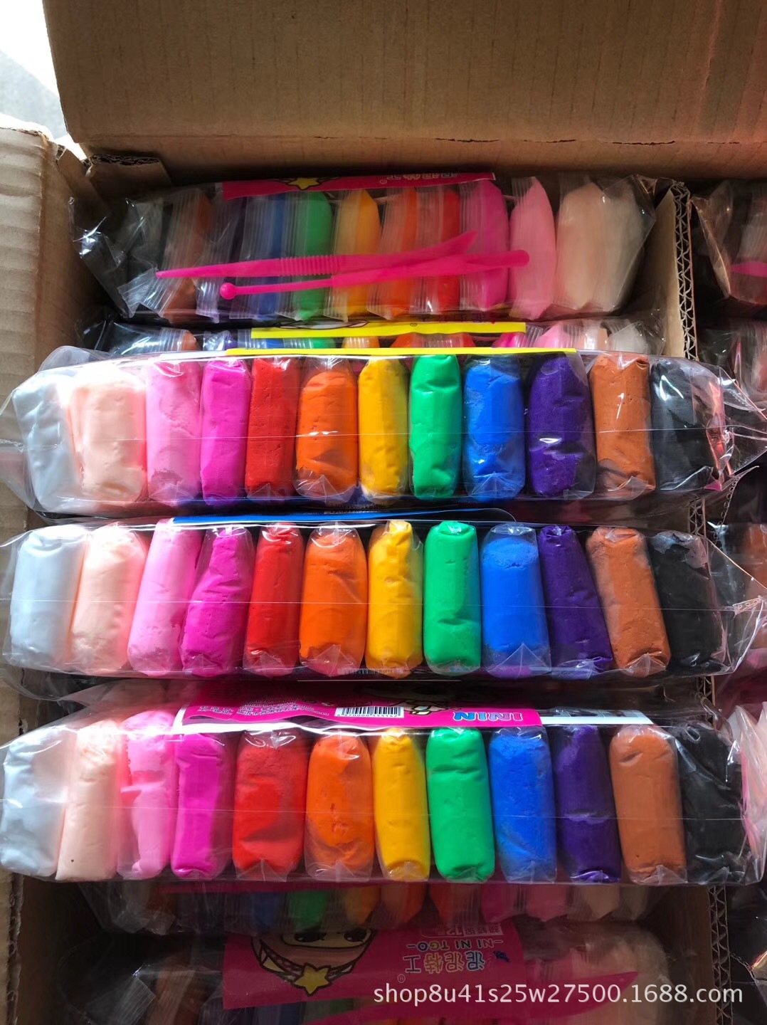 厂家12色超轻粘土橡皮泥彩泥幼儿园袋子装黏土套装带工具收纳箱工